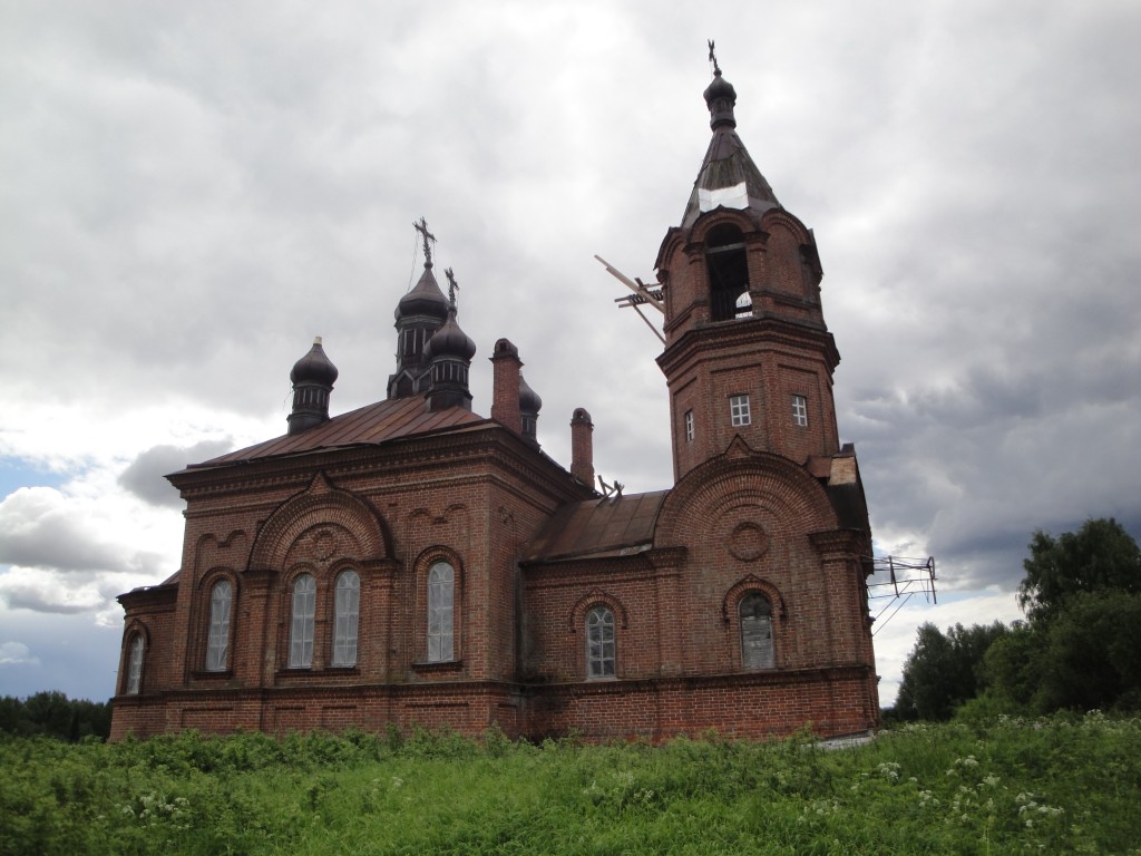 Наум-Болото (Глухая Коскара). Церковь Николая Чудотворца. фасады, Вид на церковь с севера