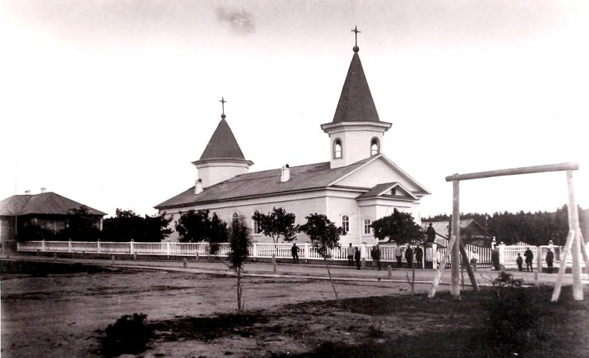 Корсаков. Церковь Николая Чудотворца. архивная фотография, Фото с сайта http://www.panoramio.com