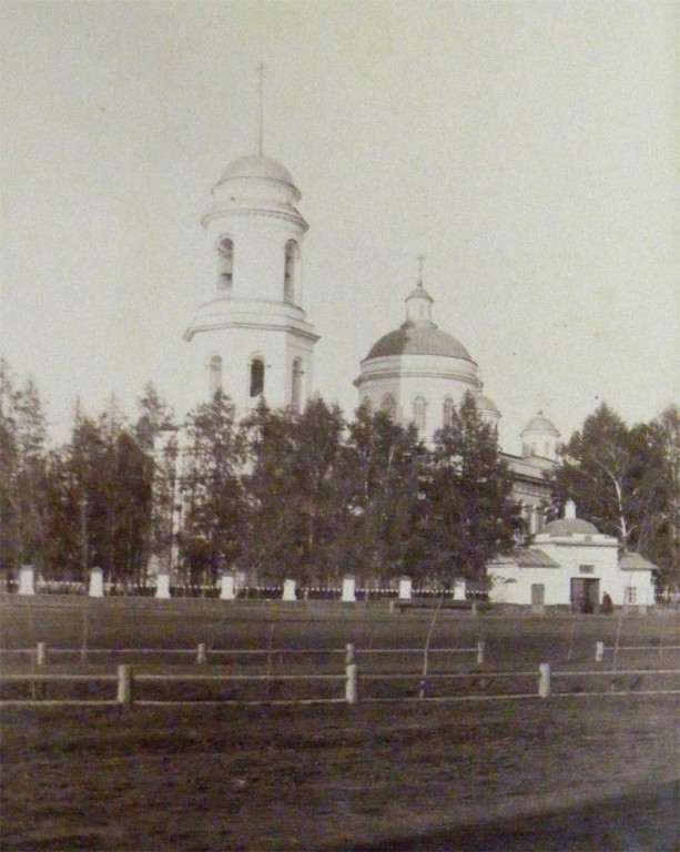 Церковь Успения Пресвятой Богородицы, Иркутск (Иркутск, город, Иркутская область). архивная фотография, 1880—1882 год.Фото А. К. Гофмана. с сайта http://www.pribaikal.ru/single-image/gallery/0/596/12357.html