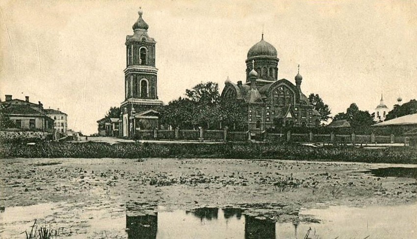 Церковь Успения Пресвятой Богородицы (старая), Опочка (Опочецкий район, Псковская область). архивная фотография, 1915 год с сайта https://pastvu.com/p/172546