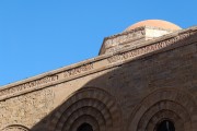 Церковь Богородицы (Адмиральская), Посвятительная надпись на северном фасаде церкви Богородицы<br>, Палермо, Италия, Прочие страны