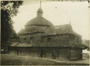 Церковь Космы и Дамиана, Фото 1926 года http://www.fototeka.ihs.uj.edu.pl/navigart/node/22436<br>, Ходоров, Жидачовский район, Украина, Львовская область