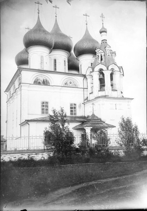 Вологда. Церковь Рождества Иоанна Предтечи бывшей Дюдиковой Пустыни. архивная фотография, Вид с запада. Фото Дунаева 1910 г. из коллекции ГНИМА (https://goskatalog.ru/portal/#/collections?id=27127992)