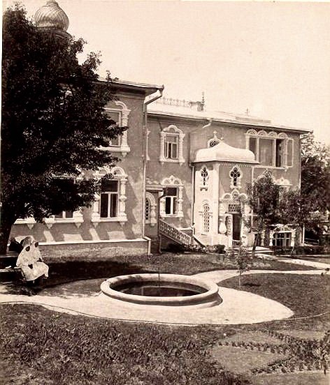 Церковь Покрова Пресвятой Богородицы при архиерейском доме, Кишинёв (Кишинёв, Молдова). архивная фотография, Фото с сайта http://oldchisinau.com/zdaniya-i-pamyatniki/ischeznuvshie-zdaniya-kishinyova/nesokhranivshiesya-cerkvi-kishinyova/
