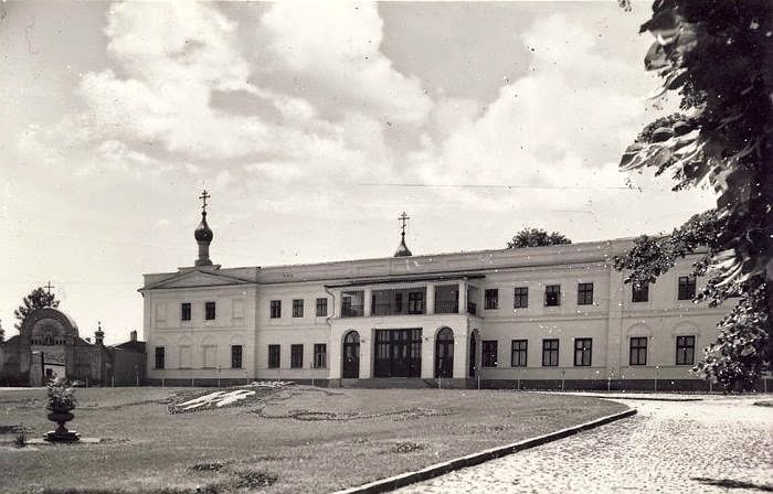 Кишинёв. Церковь Покрова Пресвятой Богородицы при архиерейском доме. архивная фотография, Фото с сайта http://oldchisinau.com/zdaniya-i-pamyatniki/ischeznuvshie-zdaniya-kishinyova/nesokhranivshiesya-cerkvi-kishinyova/