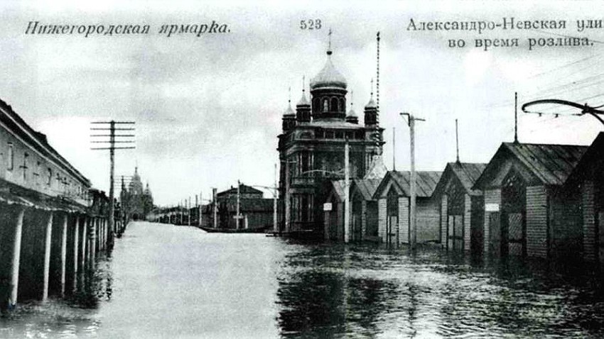 Часовня Макария Унженского и Желтоводского на Нижегородской ярмарке, Канавинский район (Нижний Новгород, город, Нижегородская область). архивная фотография, Фото с сайта http://www.skyscrapercity.com