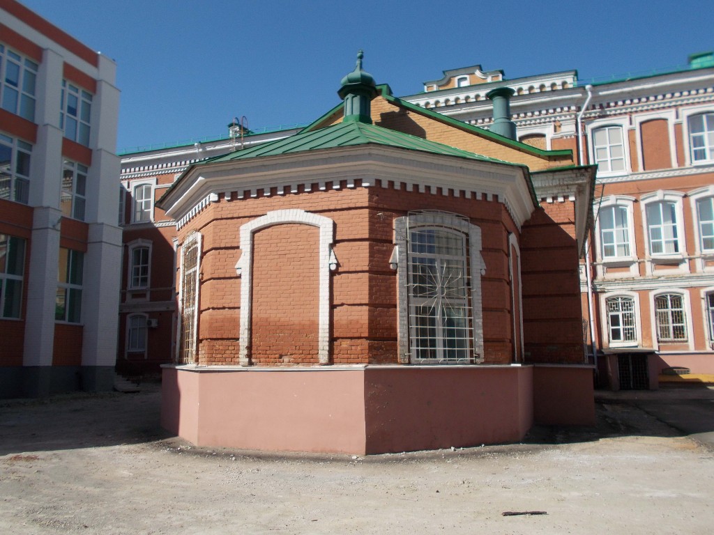 Митрополита Московского, и Сергия Радонежского при бывшем Александро-Мариинском реальном училище, домовая церковь Алексия, Саратов (Саратов, город, Саратовская область). фасады