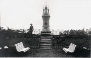 Часовня-столб, Фото с сайта https://et.wikipedia.org/wiki/Pullap%C3%A4%C3%A4<br>, Нымме (Ноткола), Ляэнемаа, Эстония