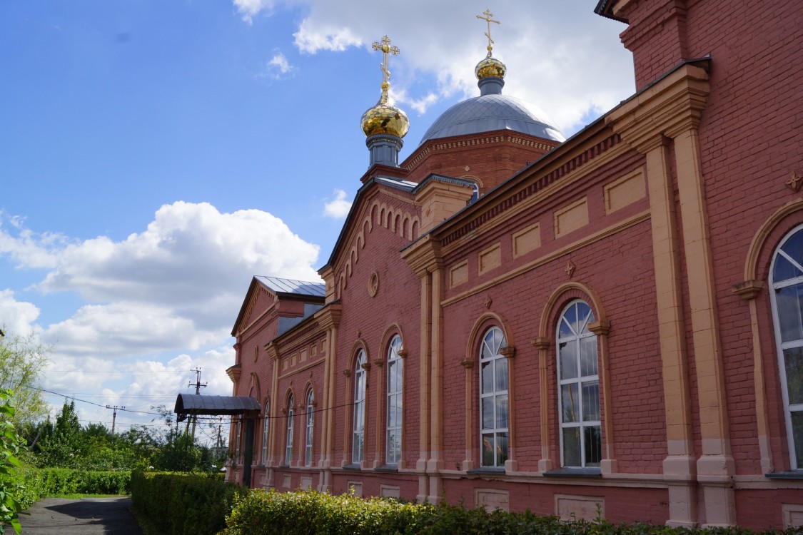 Шарлык. Церковь Михаила Архангела. фасады