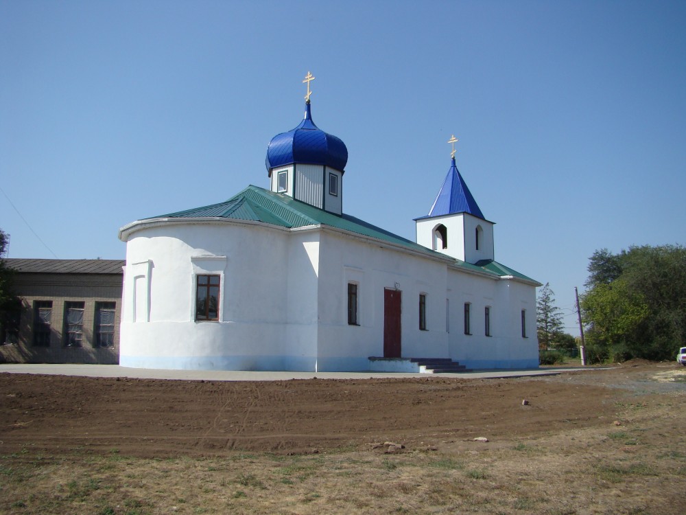 Церковь Успения Пресвятой Богородицы, Алексеевка (Октябрьский район, Ростовская область). фасады