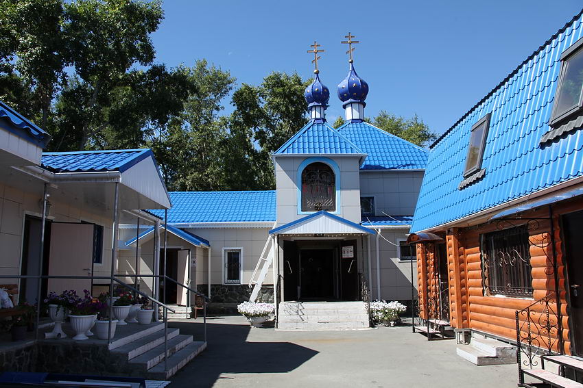 Церковь Успения Пресвятой Богородицы на Успенском кладбище, Челябинск (Челябинск, город, Челябинская область). фасады