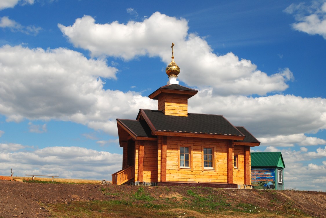 Верхососенье. Часовня Спиридона Тримифунтского. фасады, Южный фасад часовни Спиридона Тримифунтского на Св. источнике 