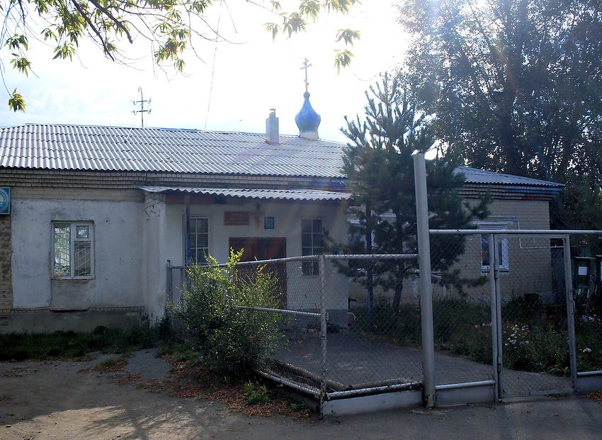 Канашево. Церковь Иоанна Предтечи. фасады, Храм занимает часть торгово-хозяйственного здания