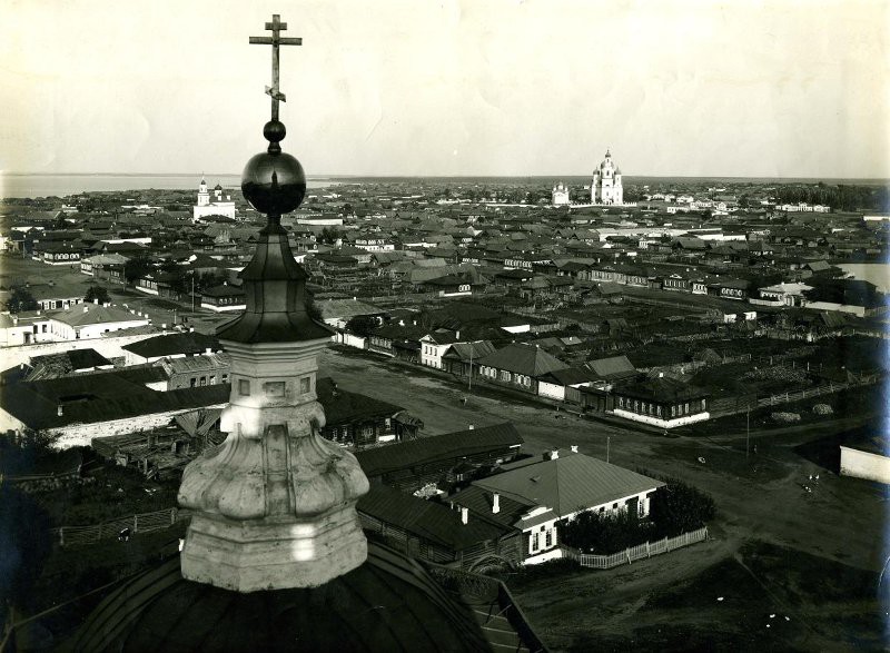 Церковь Успения Пресвятой Богородицы, Касли (Каслинский район, Челябинская область). архивная фотография, Завершение главного объёма храма. Фото начала ХХ века из фондов Пермского краеведческого музея