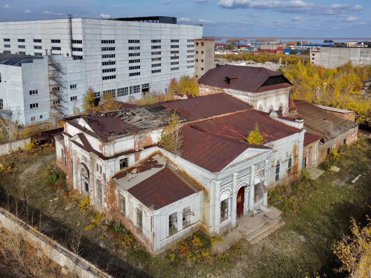 Церковь Успения Пресвятой Богородицы, Касли (Каслинский район, Челябинская область). фасады, Вид с юга