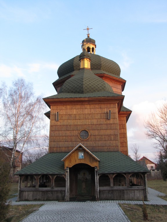 Церковь Николая Чудотворца, Сасов (Золочевский район, Украина, Львовская область). фасады
