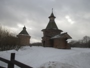 Нагатинский затон. Музей деревянного зодчества в Коломенском