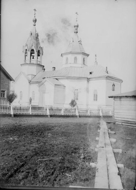 Собор Петра и Павла (второй), Повенец (Медвежьегорский район, Республика Карелия). архивная фотография, Вид с юго-востока. Фото Дунаева 1910 г. из коллекции ГНИМА (https://goskatalog.ru/portal/#/collections?id=27130358)
