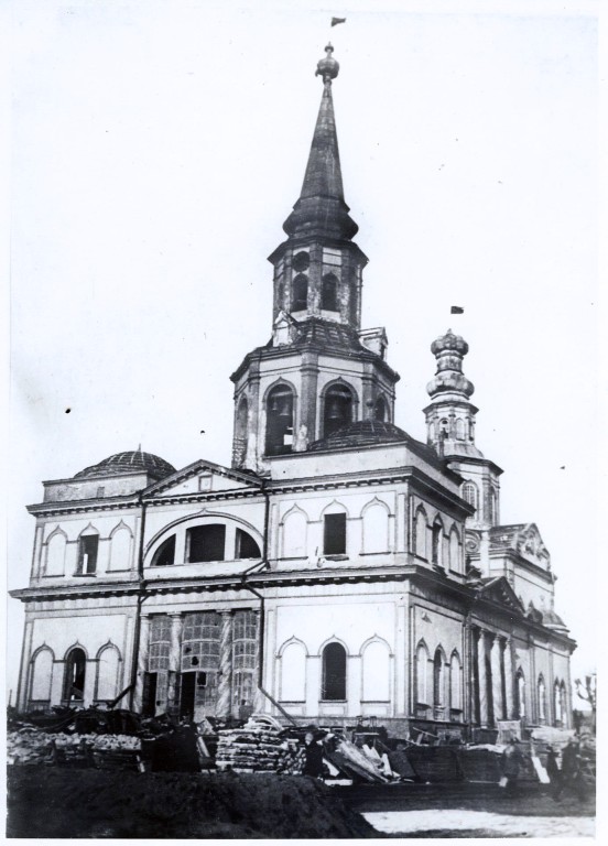 Собор Екатерины Великомученицы, Екатеринбург (Екатеринбург (МО город Екатеринбург), Свердловская область). архивная фотография, Фотография собора в 1930-х гг. перед взрывом