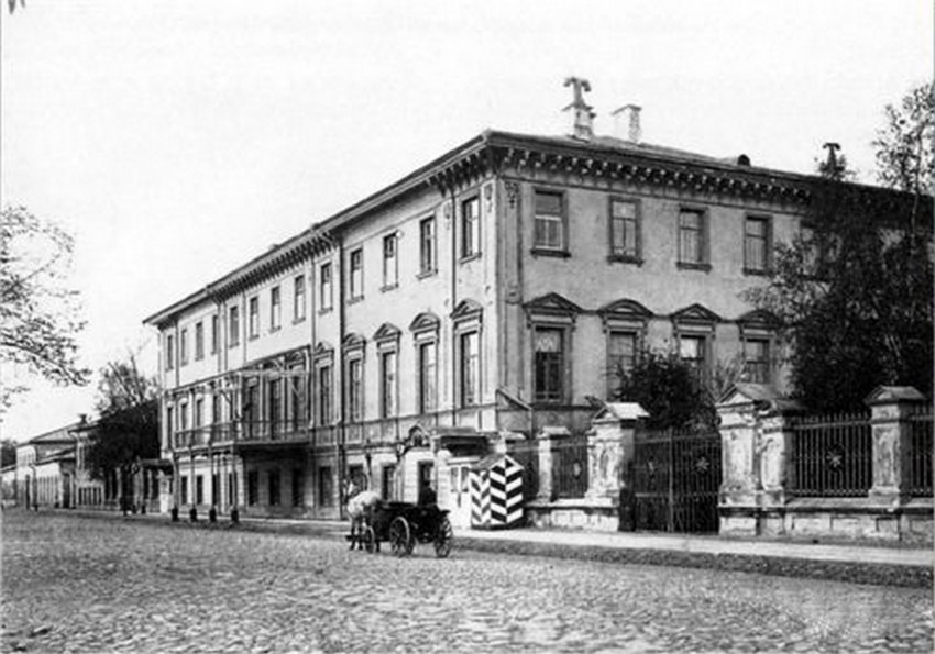Домовая церковь Алексия, митрополита Московского при бывшем доме губернатора, Ярославль (Ярославль, город, Ярославская область). архивная фотография, фото 1903 года