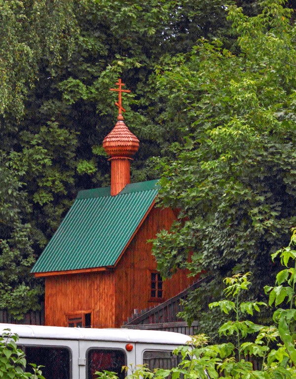 Котельнич. Церковь Николая Чудотворца. фасады, Часовня рядом со зданием церкви