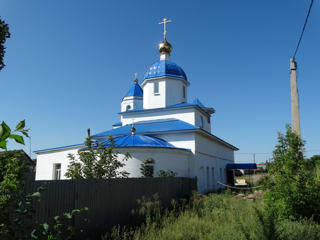 Церковь Покрова Пресвятой Богородицы, Буланово (Октябрьский район, Оренбургская область). фасады