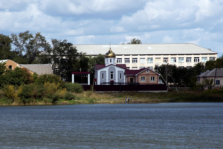 Церковь Георгия Победоносца, Белоносово (Еткульский район, Челябинская область). общий вид в ландшафте