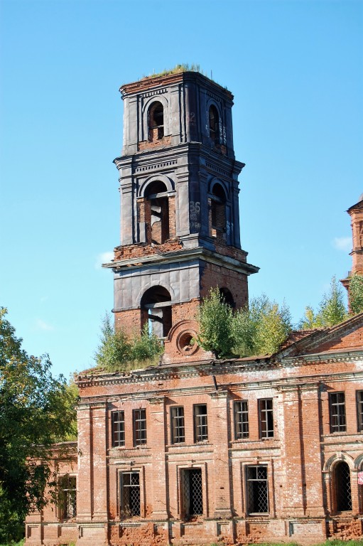 Дуброво. Церковь Георгия Победоносца. фасады, Колокольня