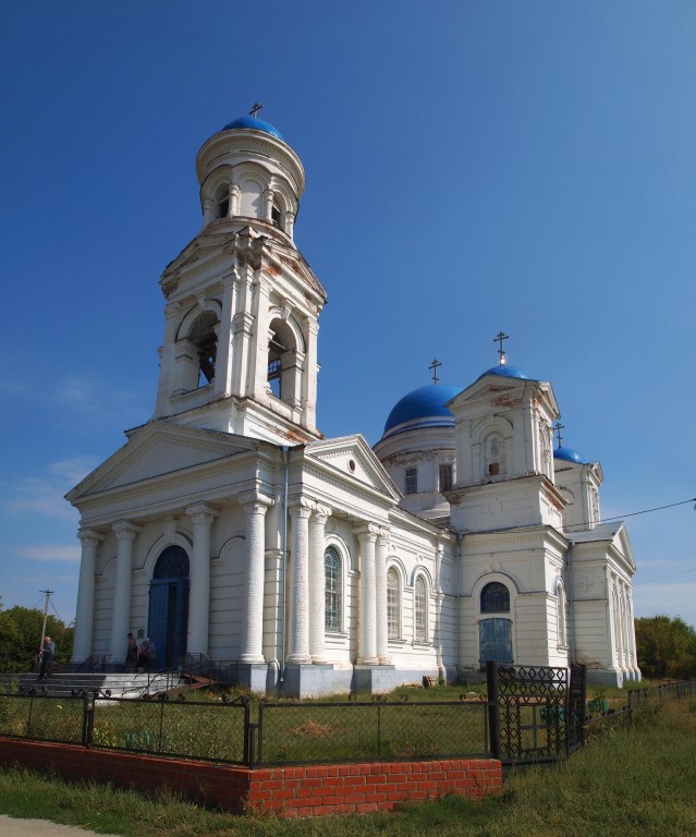Дергачи. Церковь Михаила Архангела. фасады