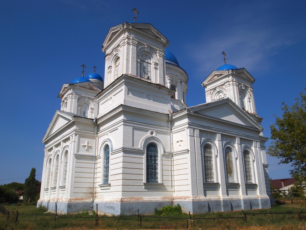 Дергачи. Церковь Михаила Архангела. фасады