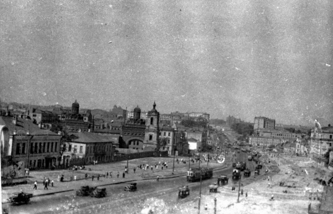 Мещанский. Церковь Николая Чудотворца, что в Драчах. архивная фотография, 1934—1935 год с https://pastvu.com/p/65459 церковь перестройки в начале века.