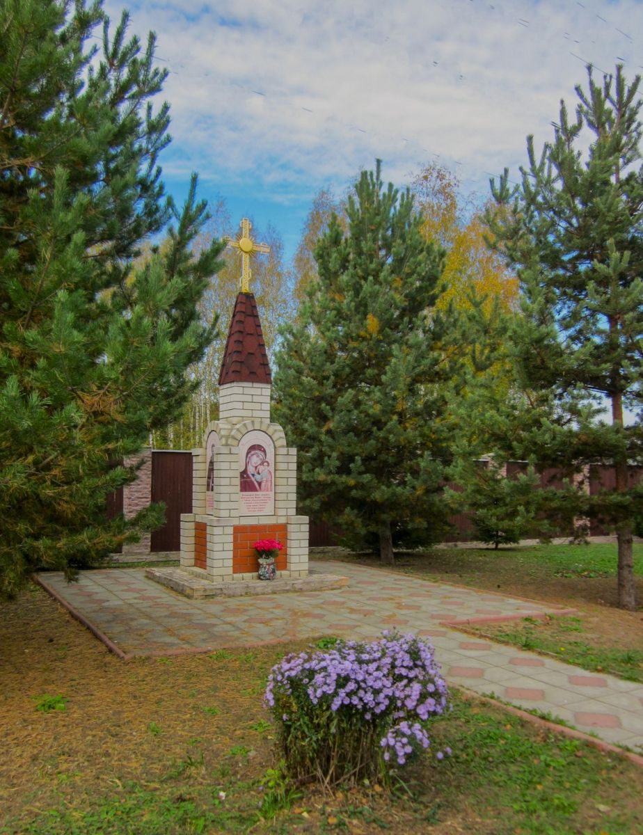 Часовенный столб, Заднее Поле (Петушинский район, Владимирская область). фасады