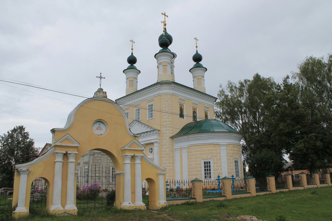 Церковь Преображения Господня, Николо-Шанга (Шарьинский район, Костромская область). фасады