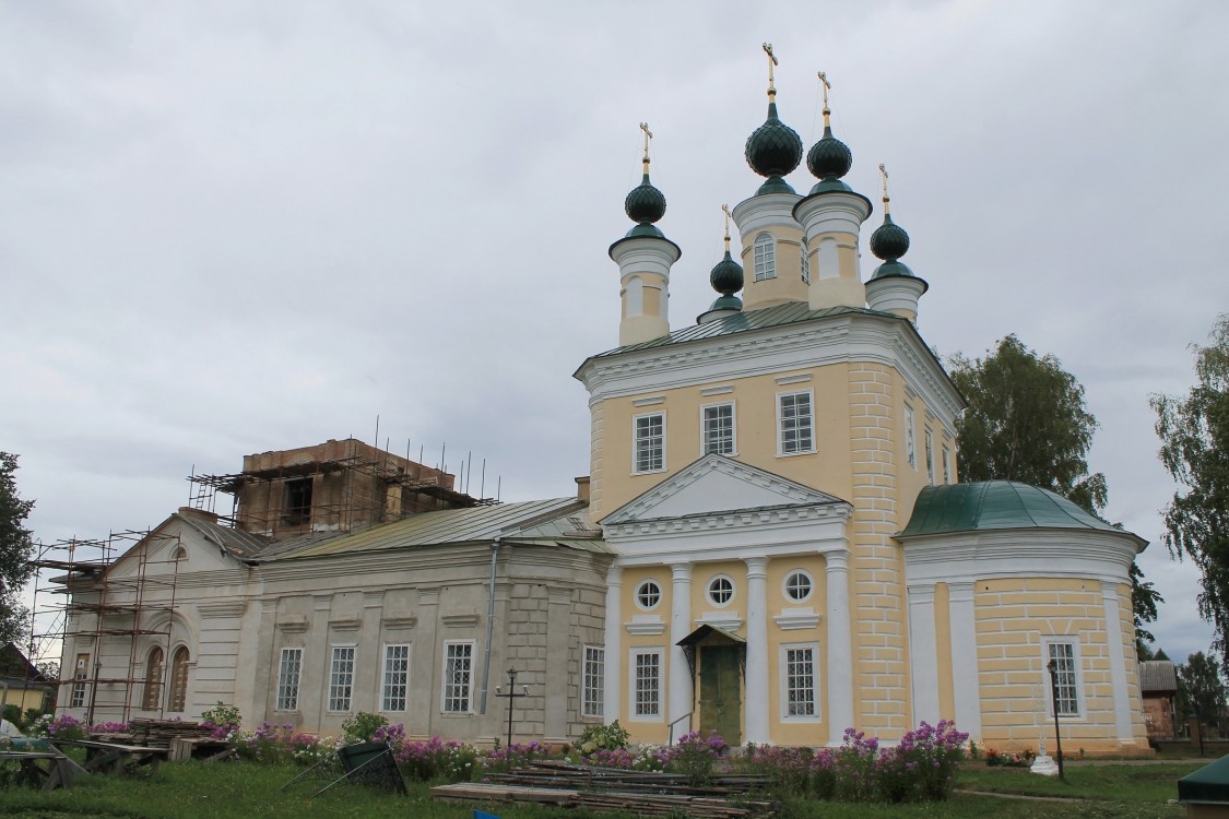 Николо-Шанга. Церковь Спаса Преображения. фасады