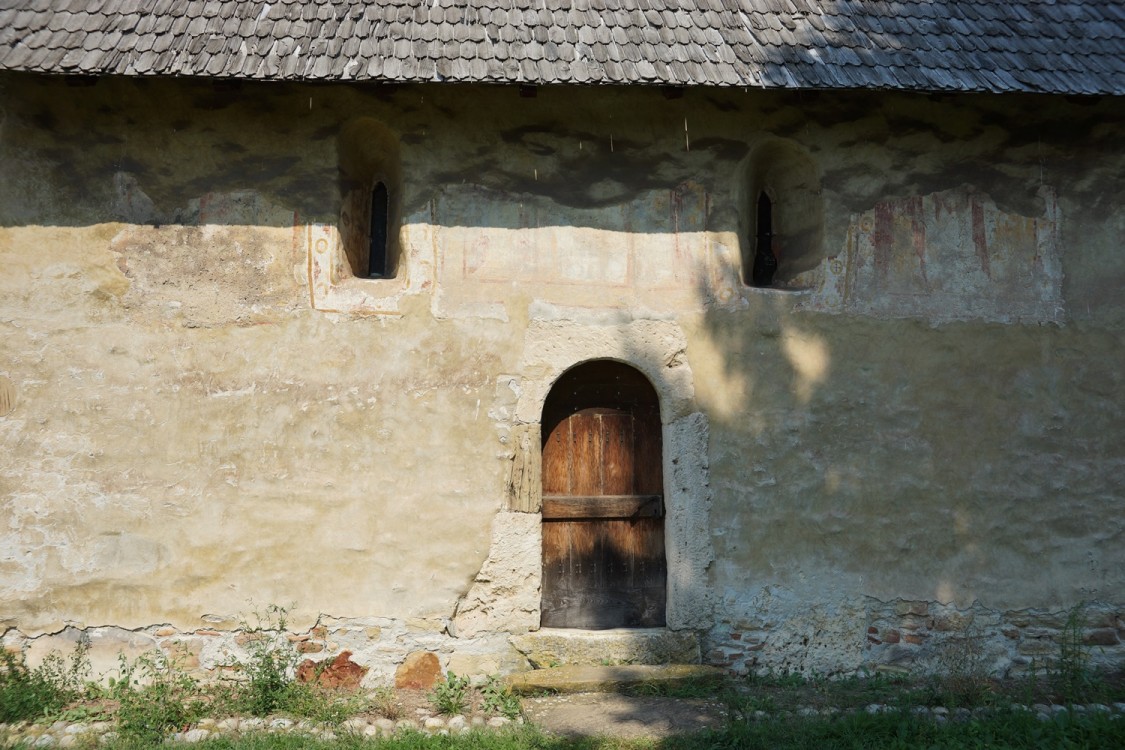 Церковь Успения Пресвятой Богородицы, Стрей (Хунедоара, Румыния). архитектурные детали