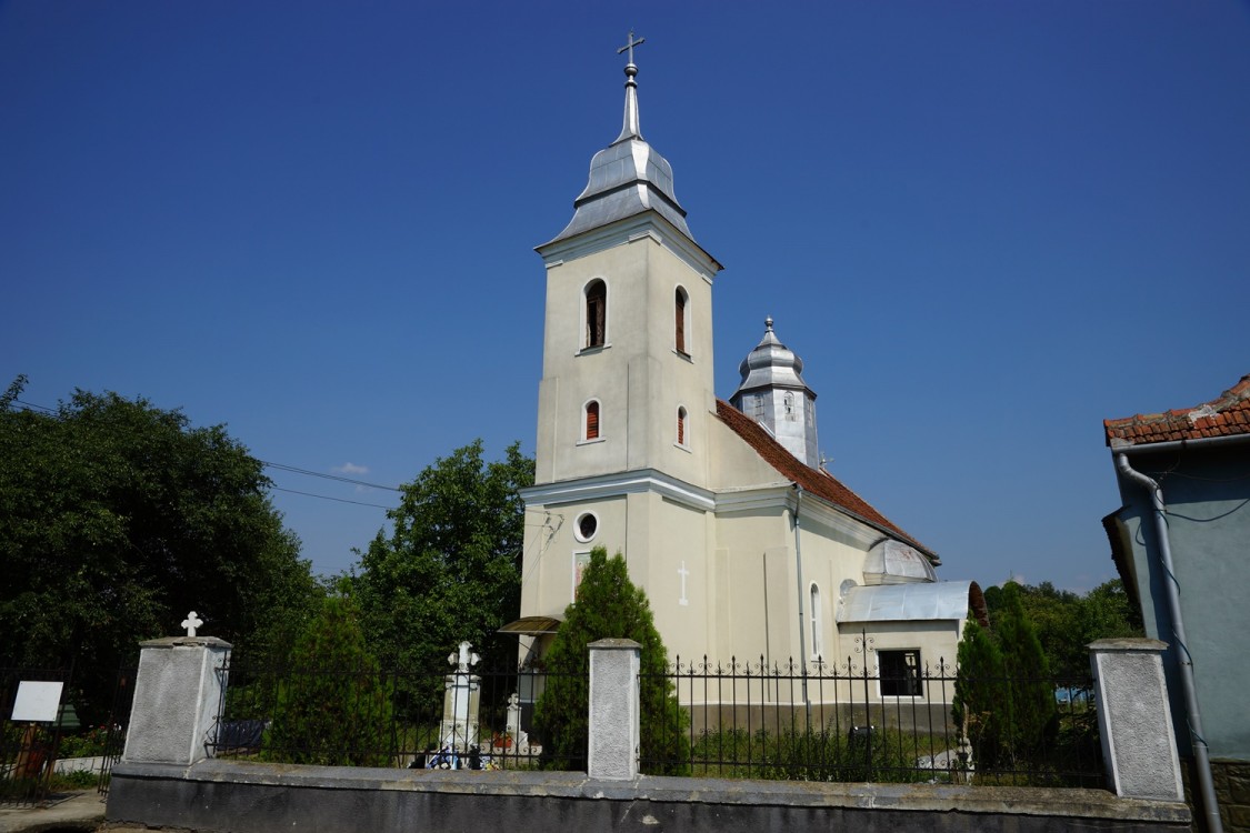Церковь Михаила и Гавриила Архангелов, Орештиоара-де-Жос (Хунедоара, Румыния). фасады