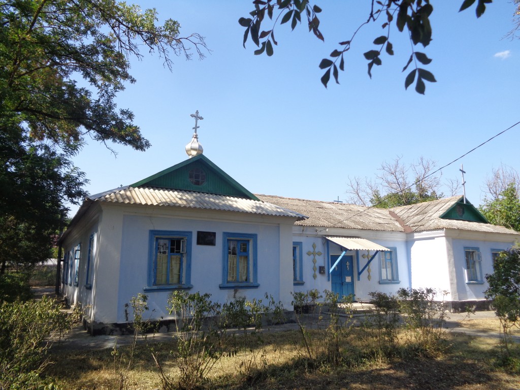 Село кировское крым. Село Льговское Крым. Храм Льговское Крым. Село Льговское Кировский район. Крым Кировский район село Кировское.