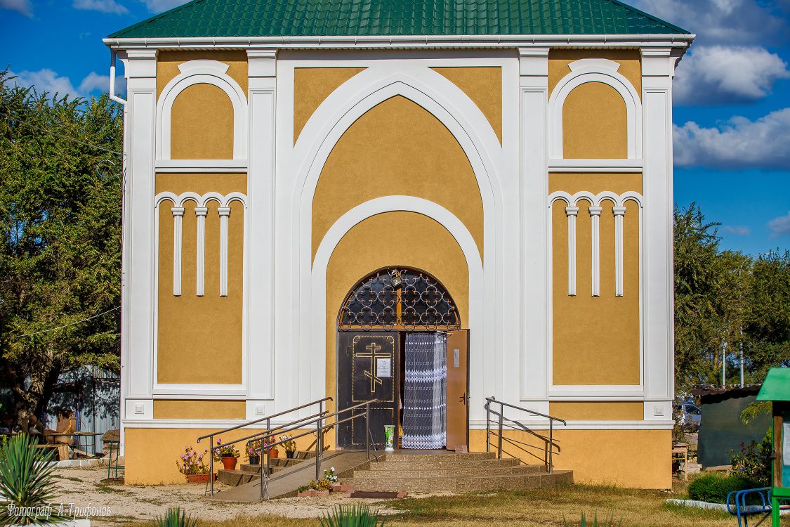 Береговое. Церковь Троицы Живоначальной. архитектурные детали