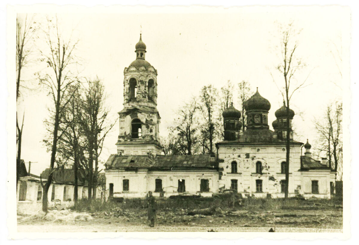 Церковь Димитрия Солунского, Старая Русса (Старорусский район, Новгородская область). архивная фотография, Южный фасад. Фото 1941 г. с аукциона e-bay.de