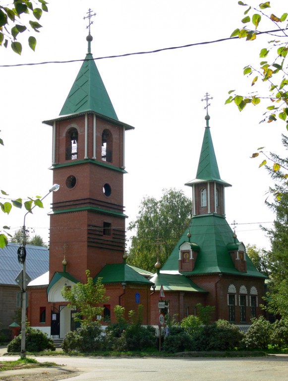 Церковь Сергия Радонежского, Томск (Томск, город, Томская область). общий вид в ландшафте, Вид на храм св. Сергия Радонежского с северо-востока