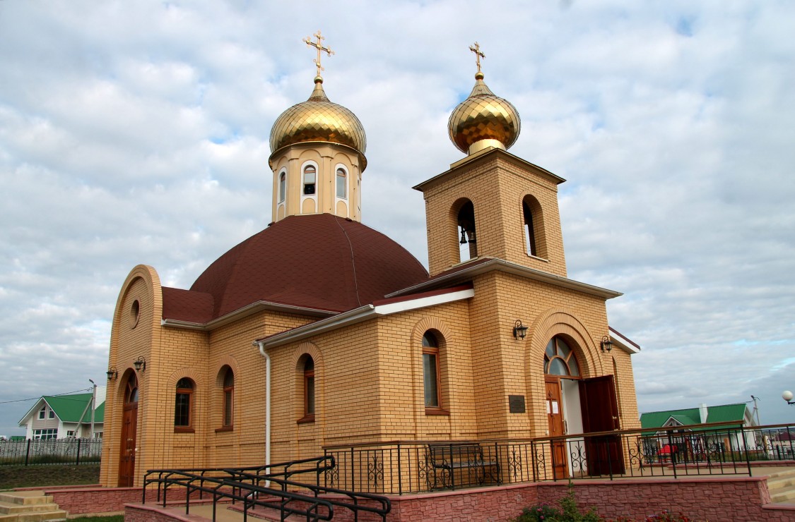 Старый Оскол. Церковь Феодора Стратилата. фасады