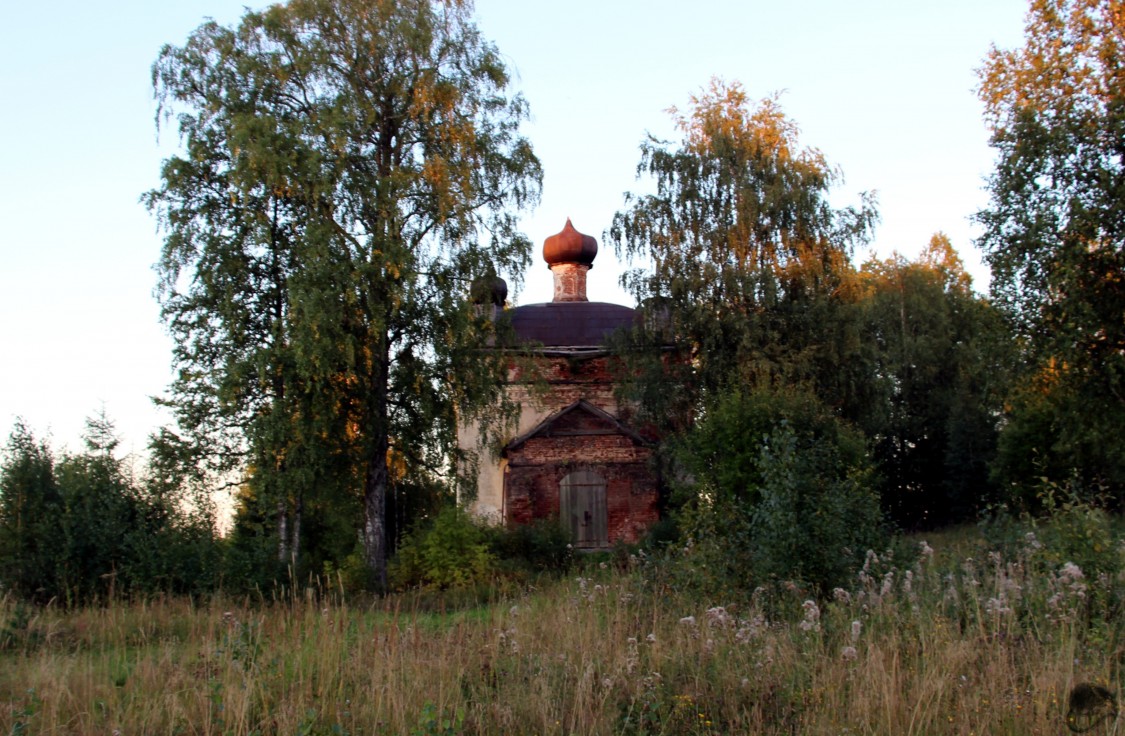 Кочеварский Погост. Церковь Рождества Пресвятой Богородицы. фасады