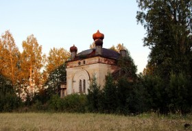 Кочеварский Погост. Церковь Рождества Пресвятой Богородицы