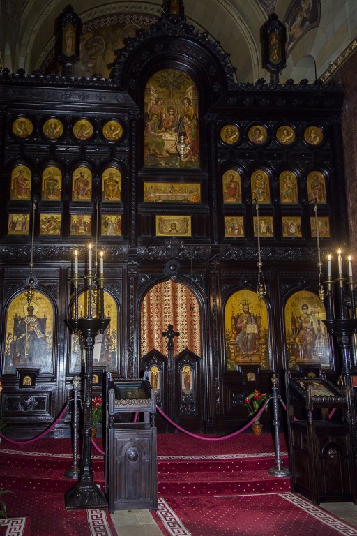 Кафедральный собор Троицы Живоначальной, Алба-Юлия (Алба, Румыния). интерьер и убранство, иконостас