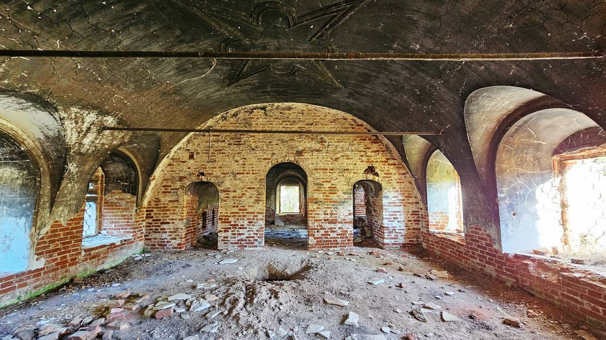 Церковь Николая Чудотворца, Викторово (Великоустюгский район, Вологодская область). интерьер и убранство, 1 этаж