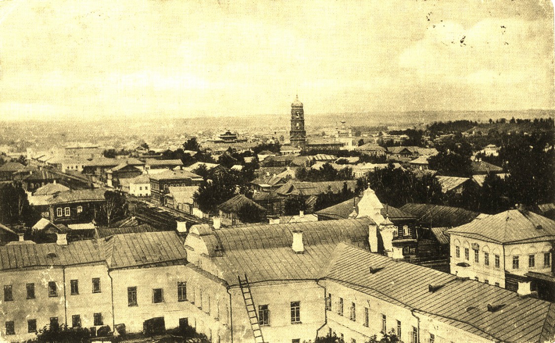 Иоанно-Предтеченский женский монастырь, Кунгур (Кунгурский район и г. Кунгур, Пермский край). архивная фотография, Монастырь с видом на город фото 1910—1914 с http://vk.com/photo-22098004_195910003