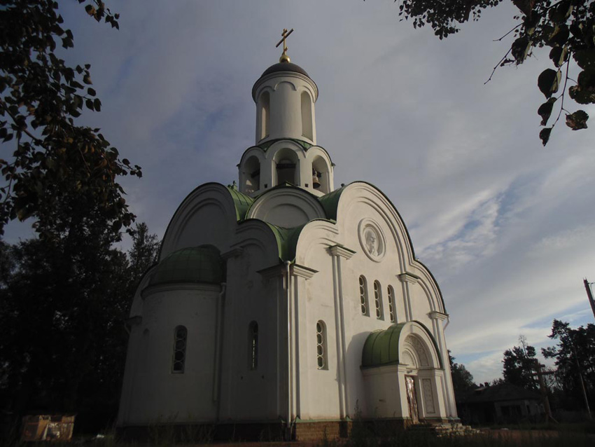 Паша. Церковь Александра Свирского. фасады