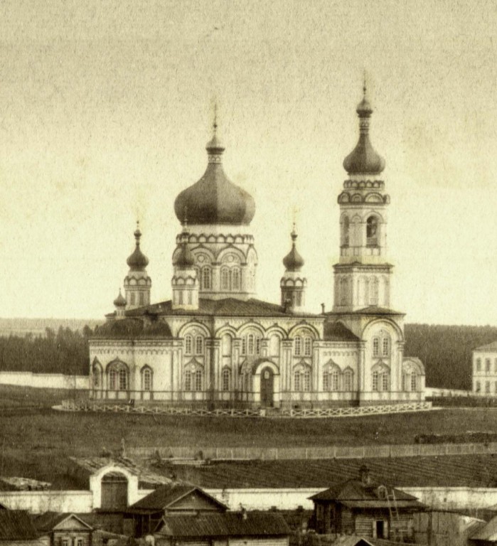 Успенский женский монастырь. Собор Успения Пресвятой Богородицы, Пермь (Пермь, город, Пермский край). архивная фотография, 1880—1907 с сайта https://pastvu.com/p/371474