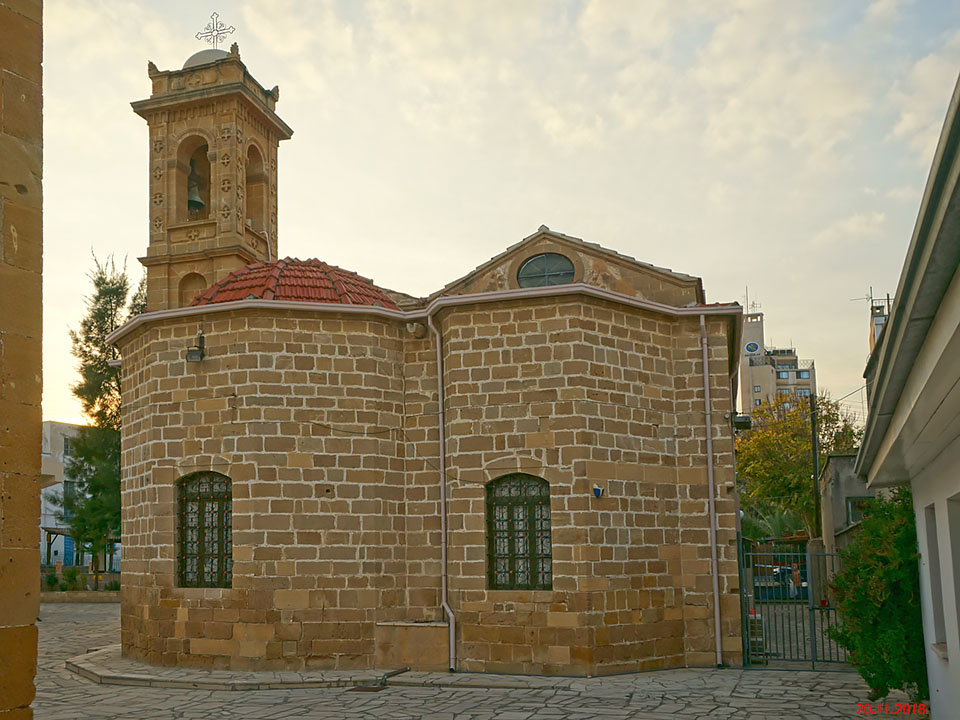 Никосия. Церковь Саввы Сербского. фасады