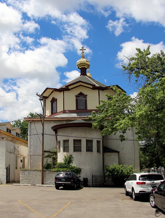 Собор Троицы Живоначальной, Чикаго (Иллинойс, США). фасады